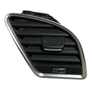 BOCCHETTA / DIFFUSORE PRESA ARIA DESTRO AUDI A4 B8 / 8K 2012 - 6483005