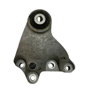 SUPPORTO / STAFFA MOTORE LATO DESTRO MERCEDES CLASSE A W176 2015 - A2462401109