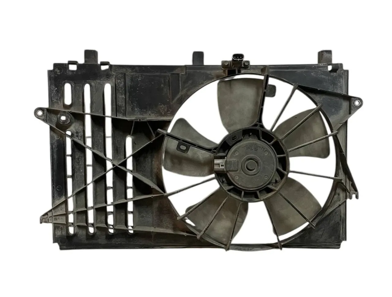 VENTOLA DI RAFFREDDAMENTO MOTORE TOYOTA COROLLA E120 1.4 D 2005 - 122750-9392 - immagine 2