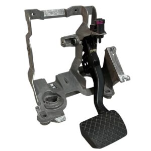 PEDALIERA / PEDALE FRENO CAMBIO AUTO. AUDI A4 B8 / 8K 2.0 D 2012 - 4H1723140A